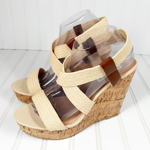 Steve Madden Elika Women Open Toe Synthetic Tan Wedge Sandal - Picture 3 of 14